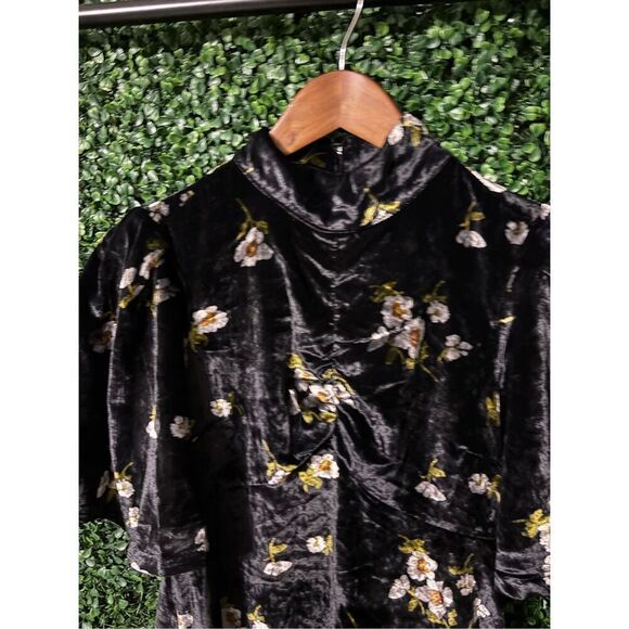 Free People Women Size 2 Black Be My Baby Velvet Mini Dress Mock Neck - Picture 4 of 7